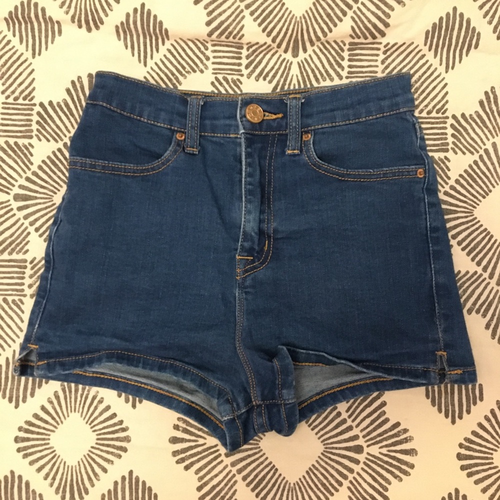 BDG Pinup Super High Rise Shorts 🩳